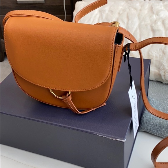 PRICE DROP ⭐️ Tan Crossbody Bag - Picture 2 of 7